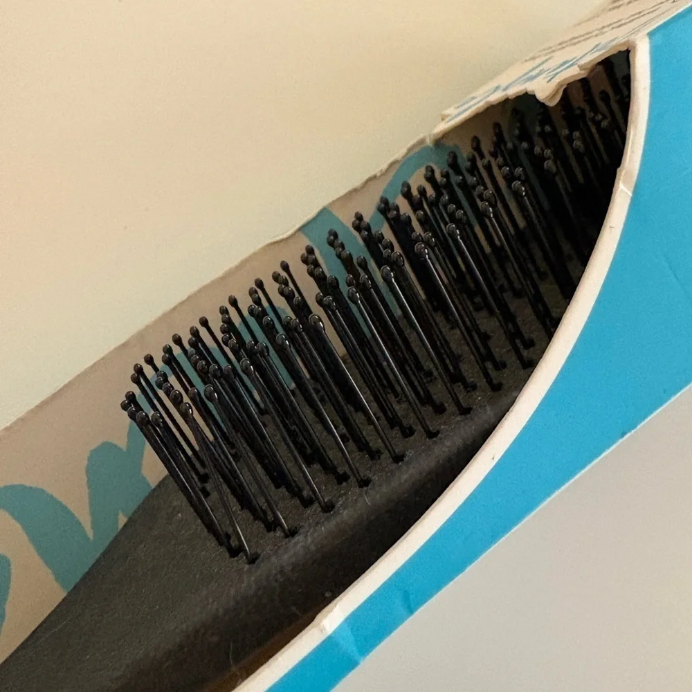 NWT Wet Brush Men’s Detangler Brush